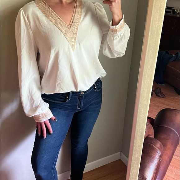 Shein Cream/Ivory Womens XL Blouse with Embroidered Neckline - Picture 15 of 16